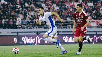 Drama Tiga Gol: Persib Kalahkan Bali United 3-2 di Dewata Challenge