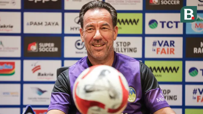 Jean-Paul van Gastel dan Misi Baru di Kursi Pelatih PSIM Yogyakarta
