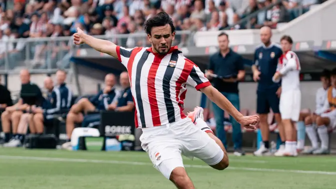 Nathan Tjoe-A-On Bersinar di Eredivisie 2026/2027