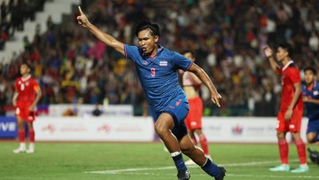 Thailand Memimpin Vietnam 1-0 pada Babak Pertama Final AFF