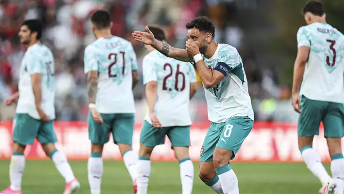 Bruno Fernandes Bawa Portugal Bungkam Chile di Jamor