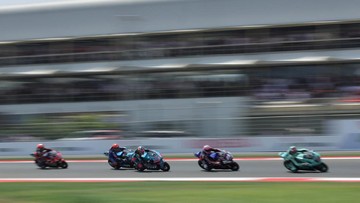 Guevara Menangi Moto2 Mandalika 2026, Mario Aji Finis ke-20