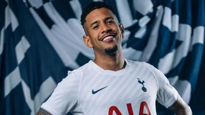 Savinho Resmi Gabung Tottenham dari Manchester City Musim Panas 2026