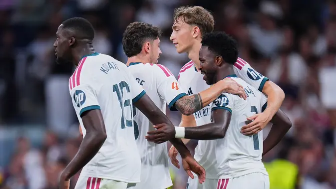 Real Madrid Rayakan Gol dalam Duel La Liga Melawan Real Sociedad