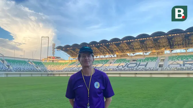 Pieter Huistra Gembleng PSS Sleman dengan Latihan Intensif di Maguwoharjo