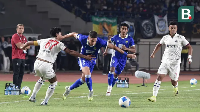 Persib 1-0 Arema: Gol Barros Antar Maung Bandung ke Kemenangan