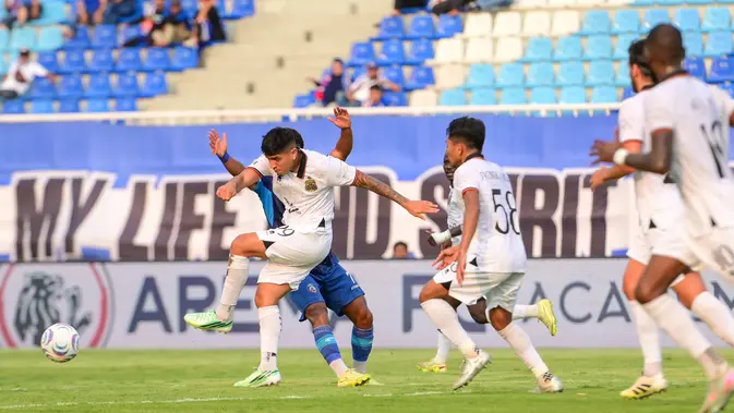 Arema FC Ditahan Bhayangkara 2-2 di Kanjuruhan