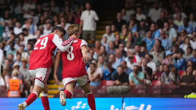 Odegaard Jadi Penentu, Arsenal Taklukkan Man City di Community Shield