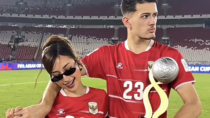 Momen Trofi: Jennifer Coppen dan Justin Hubner Rayakan Gelar ASEAN Cup 2026