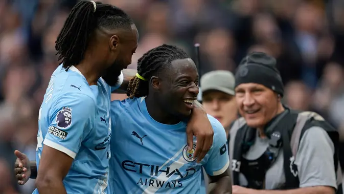 Doku dan Semenyo Bawa Man City Hancurkan Brentford di Etihad