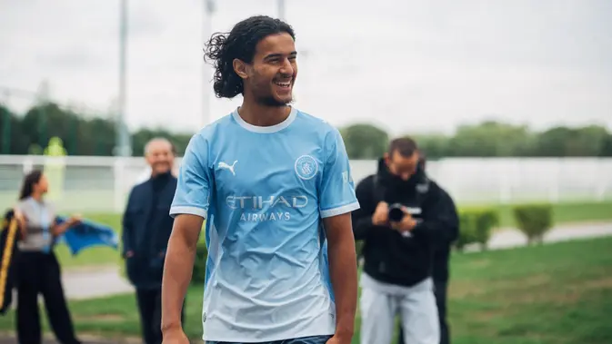 Ayyoub Bouaddi Resmi Perkuat Manchester City, Kontrak Lima Tahun Rampung