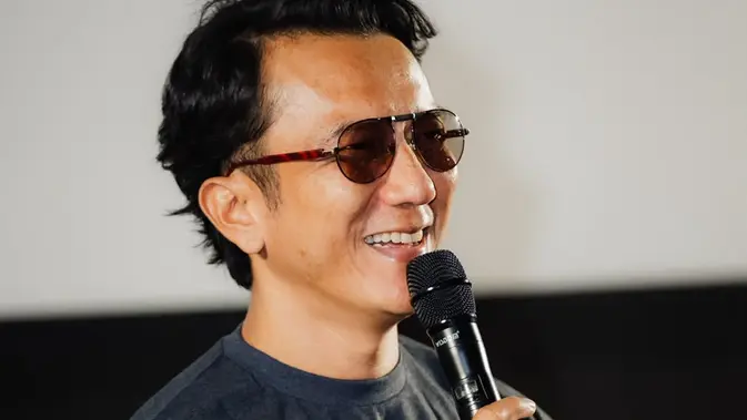 Teuku Rifnu Wikana dan Perjalanan Baru di Dunia Akting