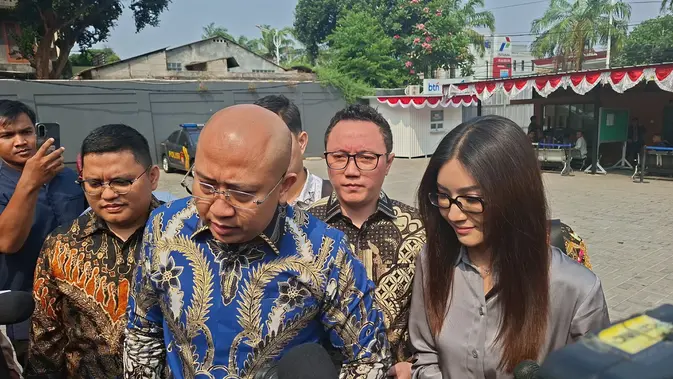 Sarwendah Tak Berjalan Sendirian Menghadapi Badai Kehidupan