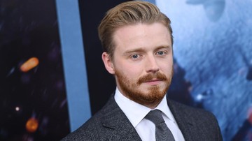 Mimpi Tuxedo Hitam Jack Lowden dan Beratnya Beban Karakter James Bond