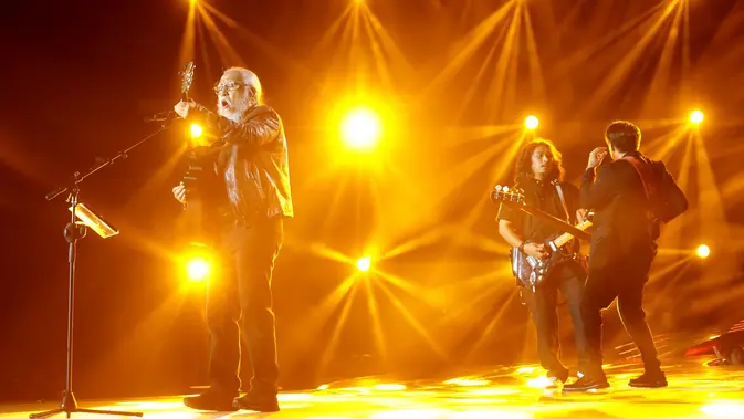 Iwan Fals Bawa Kisah Empat Dekade dalam Malam Xtraordinary SCTV