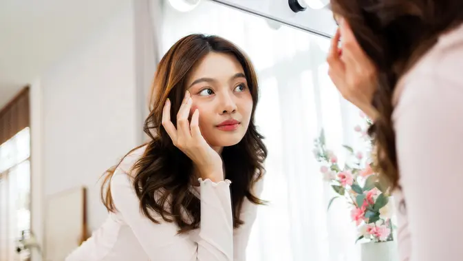 Pilihan Warna Lip Tint Harian: Dari Nude Lembut ke Rose Memikat