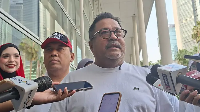 Rano Karno: Dari Layar Kaca ke Hati Warga Jakarta