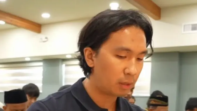 Momen Mengharukan Indra Priawan Menjadi Imam Salat Jumat di Kanada