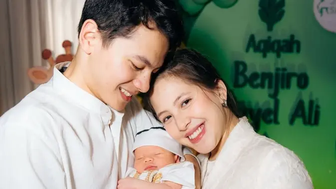 Adhisty Zara dan Taqib Gelar Aqiqah Benjiro dengan Penuh Syukur