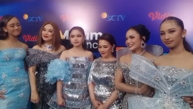 Momen Hangat di Balik Panggung: Tiga Diva dan Anak-Anak The Icon