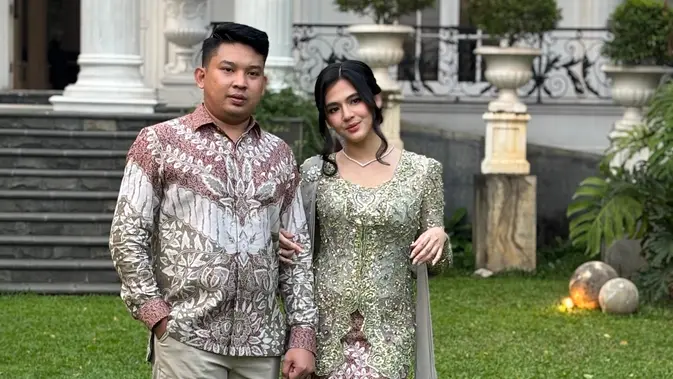 Ketika Cinta Tumbuh di Sela Dentuman Musik DJ Una