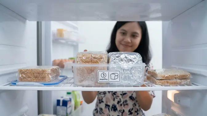 Rahasia Menjaga Roti Tawar Tetap Lembut di Kulkas