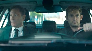 Ketika Aaron Eckhart Memilih Setia pada Kebenaran di Film Chief of Station