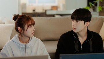 My Bias My Boss: Ketika Mimpi Bertemu Idola Berubah Arah