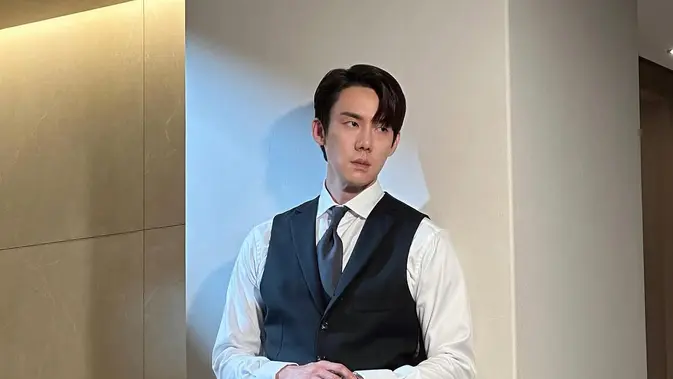 Dari Panggung Musikal ke Layar Drama, Kisah Yoo Yeon Seok Menembus Hati