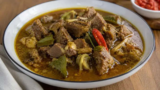 Gulai Kambing Tanpa Santan: Kisah Cinta di Balik Rempah