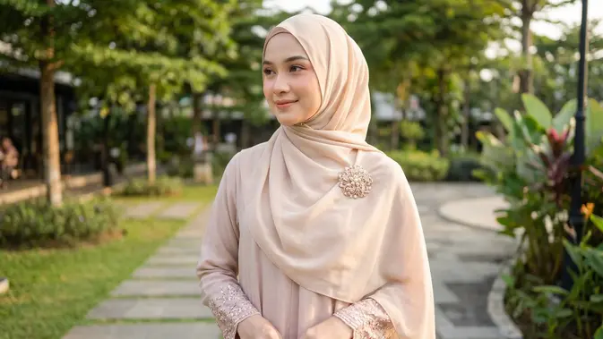 Sentuhan Kecil Bros Hijab yang Mengubah Tampilan Jadi Berkelas