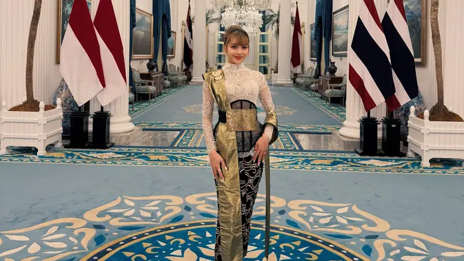 Perjalanan Ghea Indrawari: Dari Singkawang hingga Istana Negara