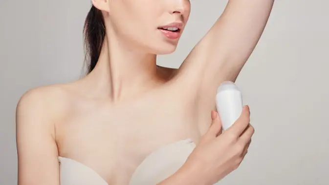 Deodoran di Wajah, Solusi Kulit Berminyak yang Menuai Perdebatan