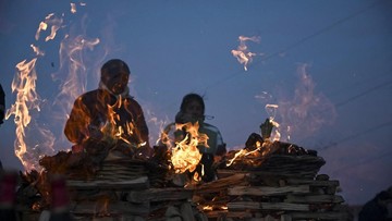 Di Ketinggian Andes, Doa yang Dibakar untuk Ibu Pertiwi