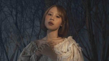 Nadin Amizah: Moonlight, Lagu dari Masa SMA yang Menyentuh Hati