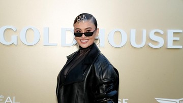 Senyum Agnez Mo Usai Dicalonkan Penggemar Main X-Men dan Naruto