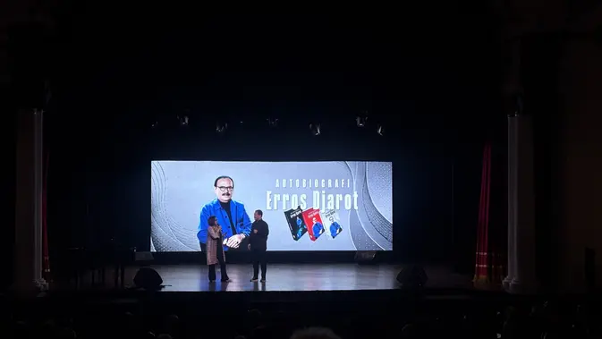 Erros Djarot Buka Lembaran Hidupnya Lewat Autobiografi yang Menyentuh