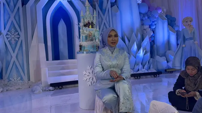 Sepotong Senyum Moana di Hari Bahagia Ria Ricis