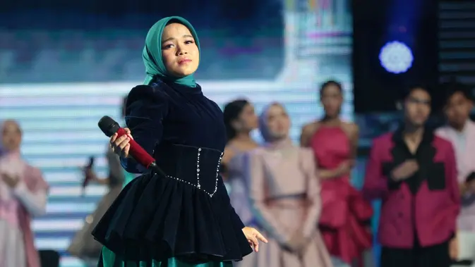 Zhifanna: Suara dari Pesisir Selatan yang Berjuang di D'Academy 8