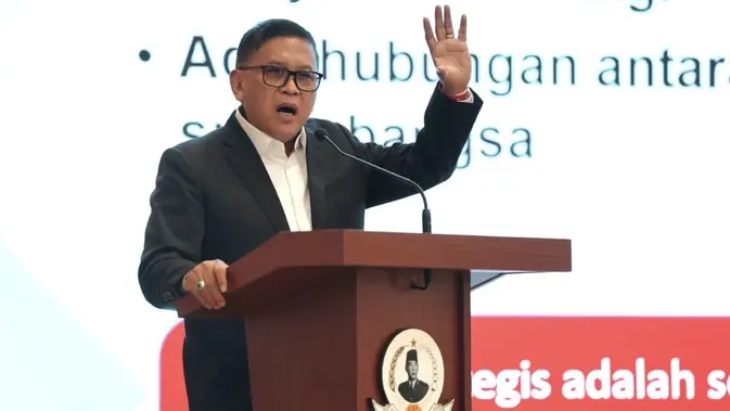 Hasto Kristiyanto Bedah Geopolitik Bung Karno di UBK Jakarta