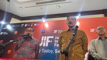 Luhut: Bansos Salah Sasaran Turun Drastis ke Bawah 5 Persen
