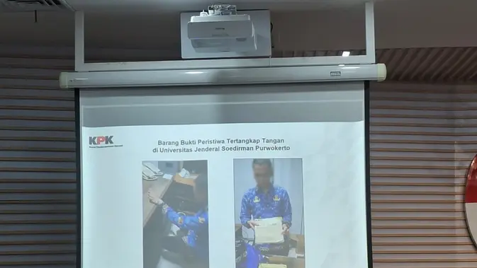 KPK Pamer Barang Bukti Korupsi Jual Beli Bangku Kuliah Unsoed