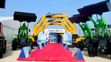 Pabrik Alat Berat Listrik Pertama Indonesia Dibangun di Karawang
