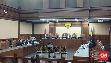 Saksi Beberkan Pembelian Tiket Pesawat dan Podcast Pakai Dana Operasional
