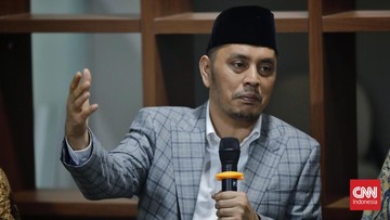 DPR Dorong Pengetatan Naturalisasi WNA Demi Lindungi Aset Bangsa