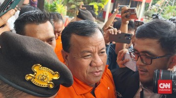 BREAKING: Bupati Kuansing Bantah Beri Amplop ke Menhut Raja Juli