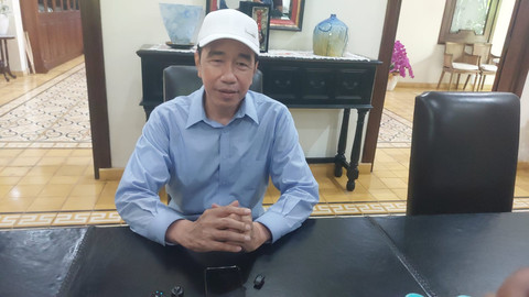 Jokowi Pakai Kemeja Biru Muda Usai Putusan MK, PSI Buka Suara