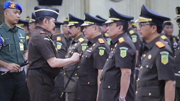 Jaksa Agung Burhanuddin Lantik 15 Kajati Baru dan Pejabat Eselon II