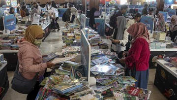 BREAKING: Darurat Literasi Nasional, Skor Baca Anjlok Meski Festival Buku Menjamur