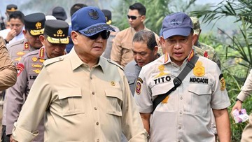 BREAKING: Presiden Prabowo Tinjau Langsung Penanganan Karhutla di Kalbar